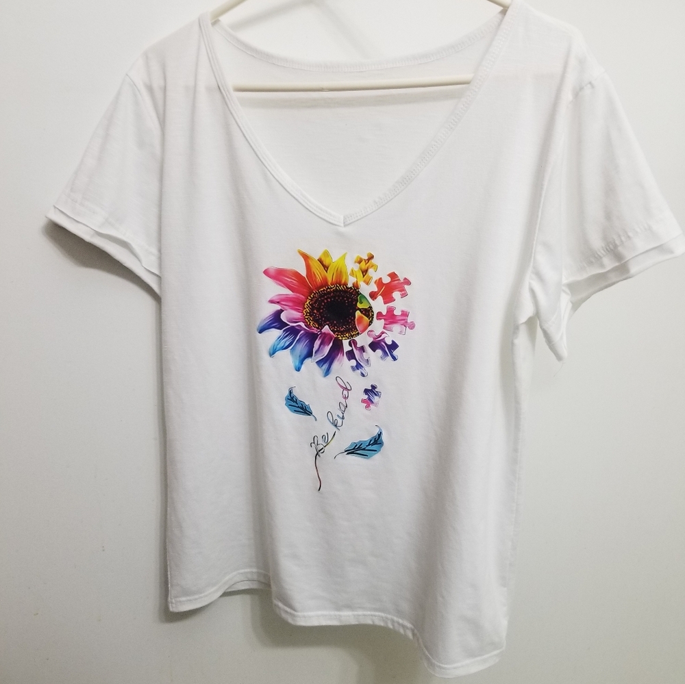 EUC white Be Kind colorful flower v neck shirt
